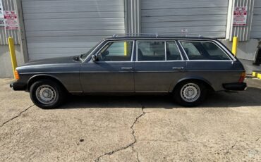 Mercedes-benz-300-300tdt-1984-grey-1