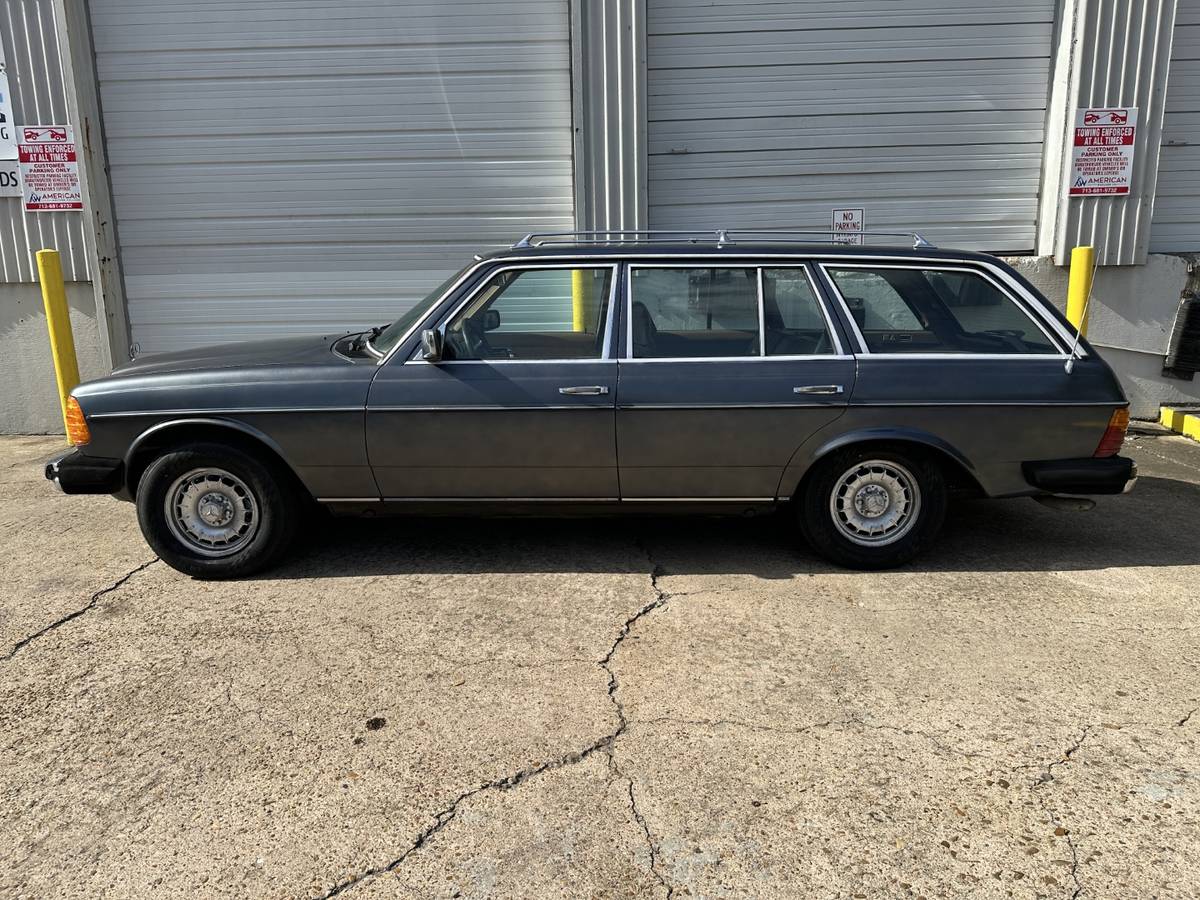 Mercedes-benz-300-300tdt-1984-grey-1