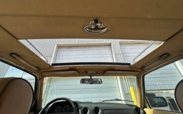 Mercedes-benz-300-300tdt-1984-grey-14