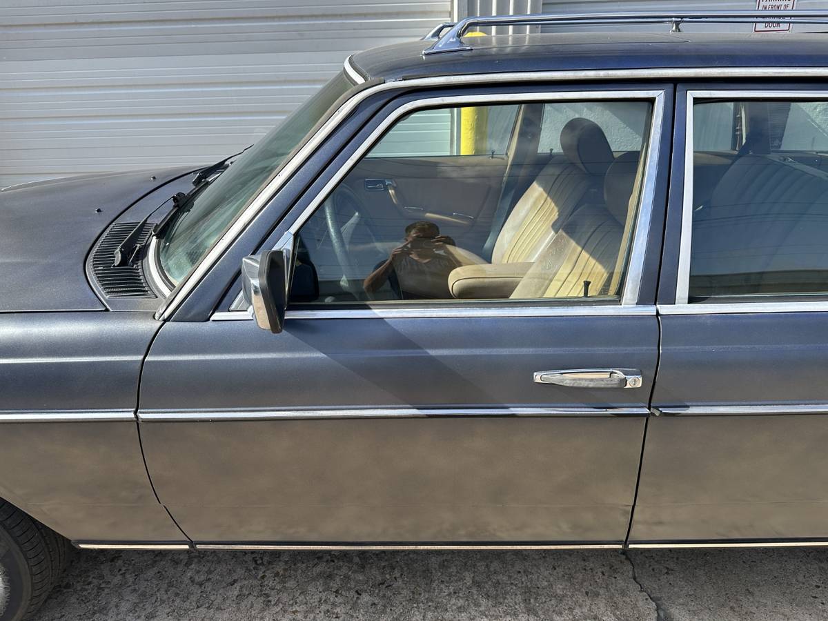 Mercedes-benz-300-300tdt-1984-grey-6