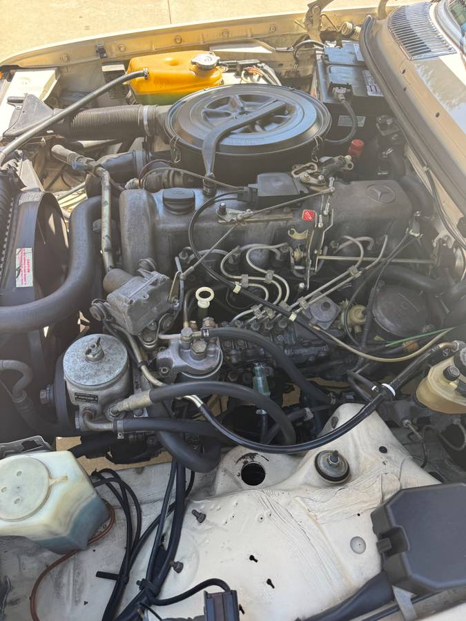 Mercedes-benz-300-dt-diesel-1982-5