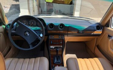 Mercedes-benz-300-dt-diesel-1982-8