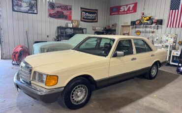Mercedes-benz-300-sd-diesel-1982