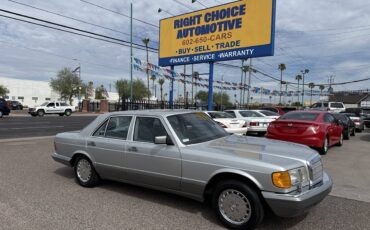 Mercedes-benz-300-se-1988-silver-19