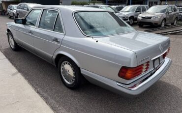 Mercedes-benz-300-se-1988-silver-6