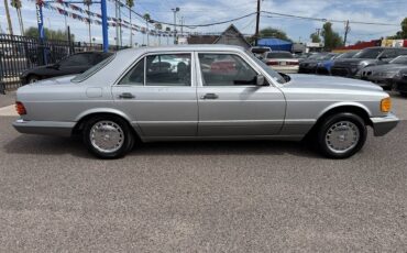 Mercedes-benz-300-se-1988-silver-7