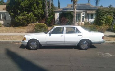 Mercedes-benz-300-se-1991-1