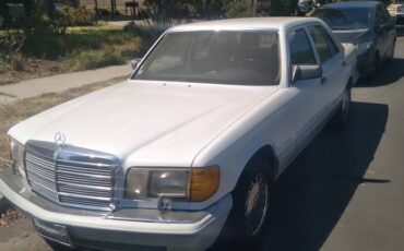 Mercedes-benz-300-se-1991