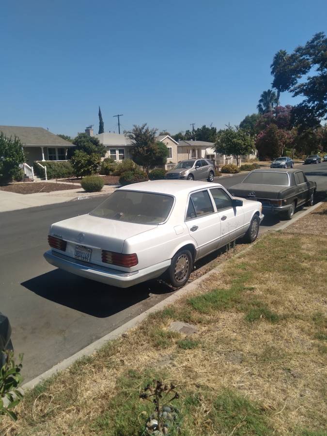 Mercedes-benz-300-se-1991-8