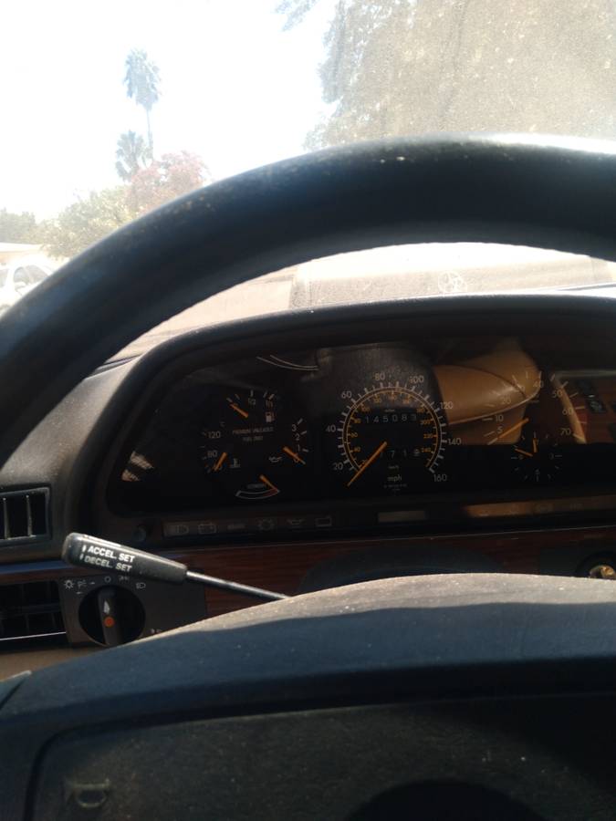 Mercedes-benz-300-se-1991-9