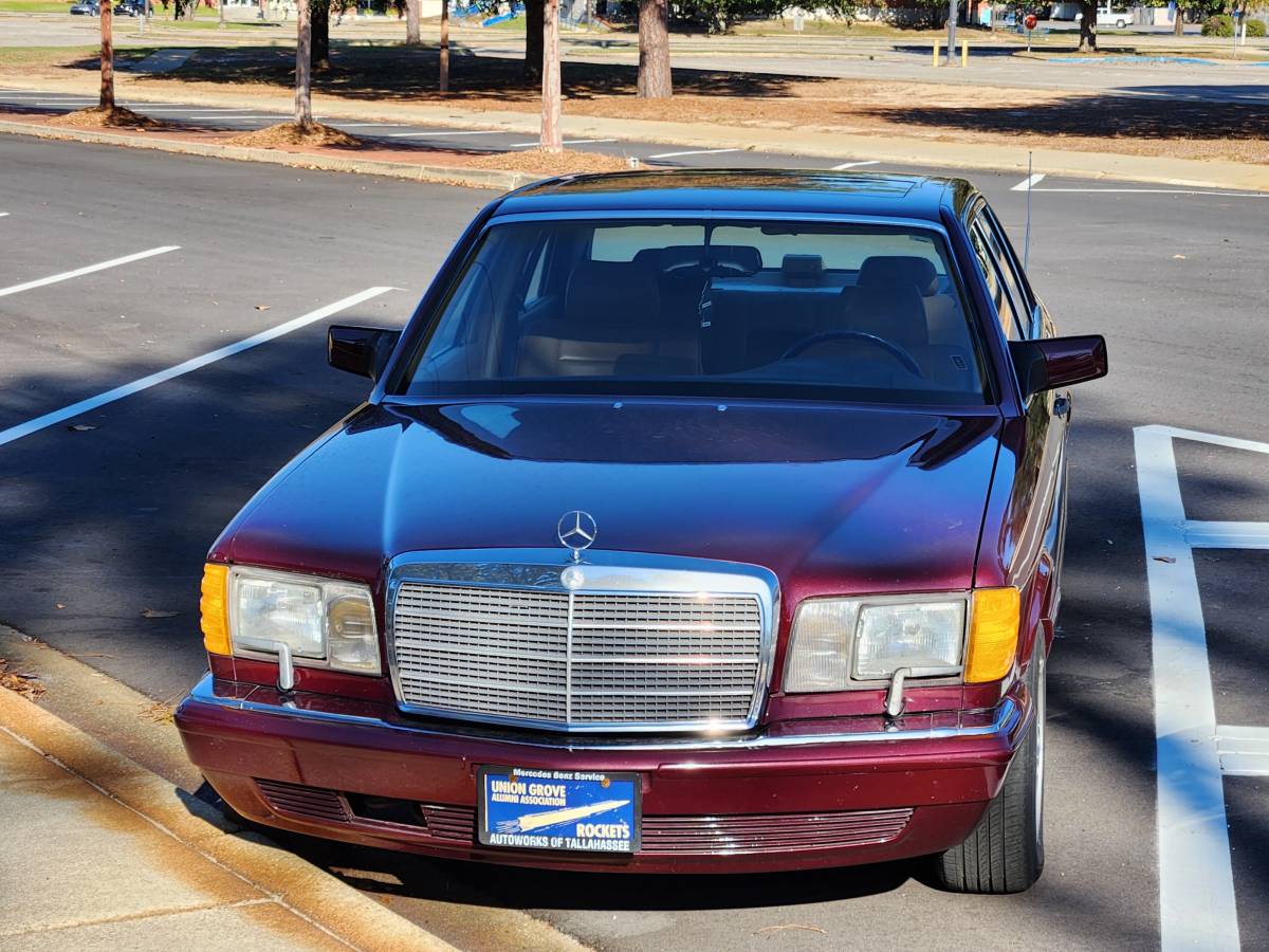 Mercedes-benz-300-sel-1990-red-6