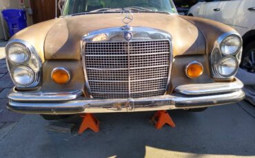 Mercedes-benz-300-sel-6.3-1969-brown-12