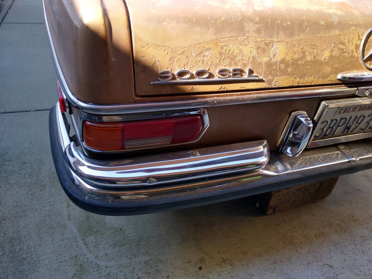 Mercedes-benz-300-sel-6.3-1969-brown-13