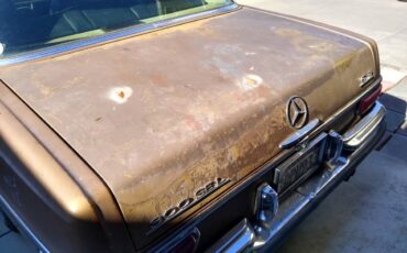 Mercedes-benz-300-sel-6.3-1969-brown-15