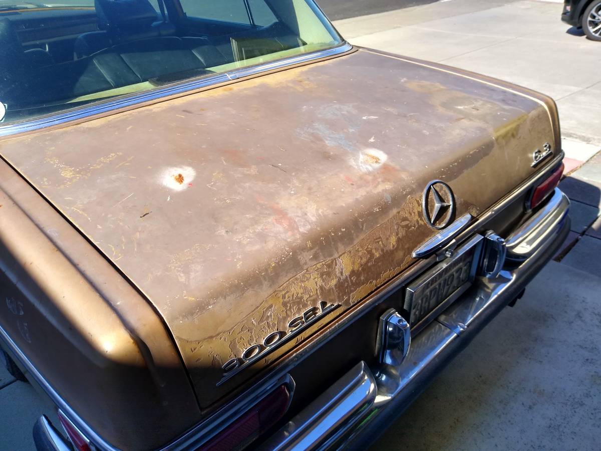 Mercedes-benz-300-sel-6.3-1969-brown-15