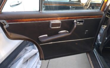 Mercedes-benz-300-sel-6.3-1969-brown-18