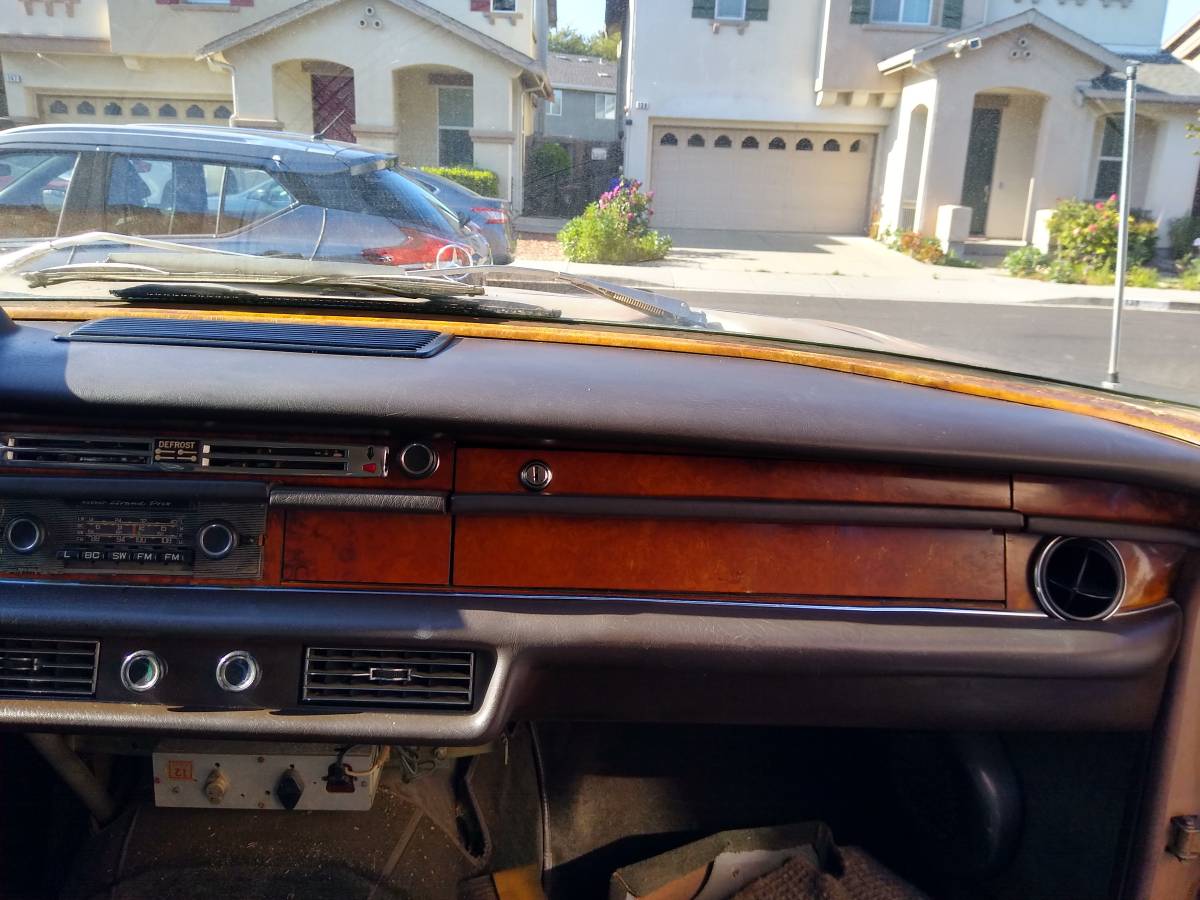Mercedes-benz-300-sel-6.3-1969-brown-7