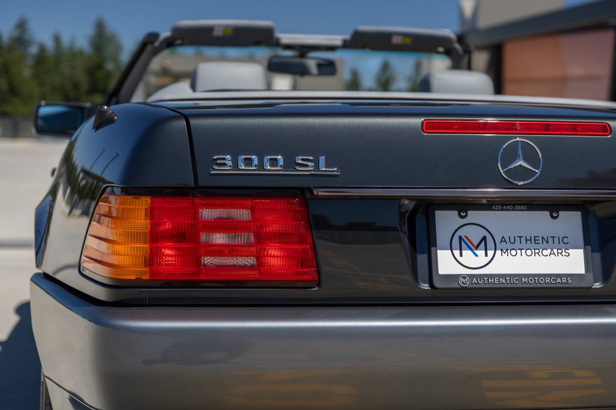 Mercedes-benz-300-sl-1991-grey-7