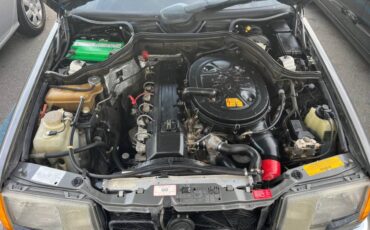 Mercedes-benz-300-te-1990-14