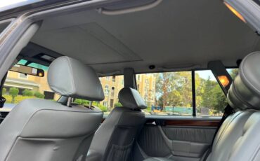 Mercedes-benz-300-te-1990-9