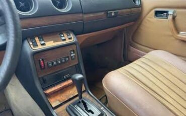 Mercedes-benz-300cd-1983-10