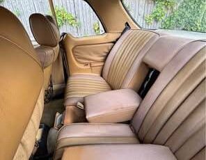 Mercedes-benz-300cd-1983-11
