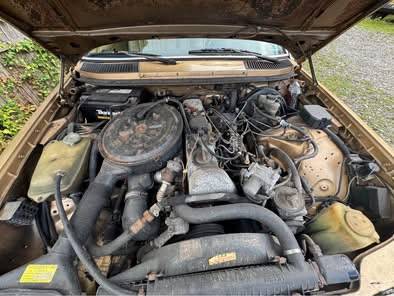 Mercedes-benz-300cd-1983-2