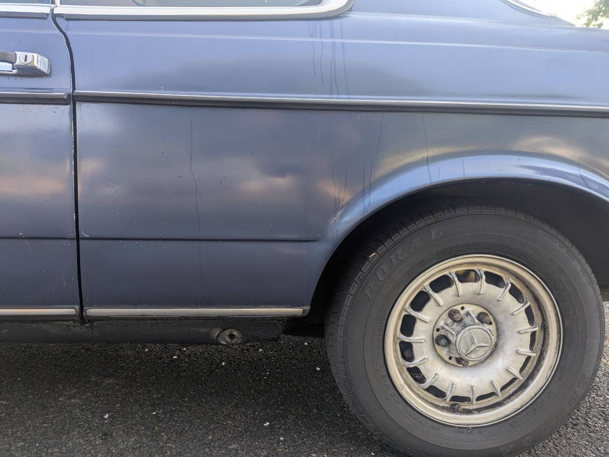 Mercedes-benz-300cd-diesel-1983-blue-11