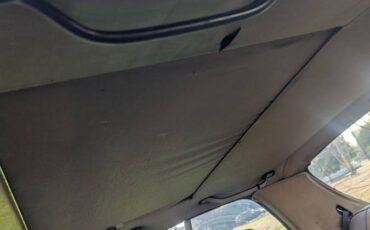 Mercedes-benz-300cd-diesel-1983-blue-16