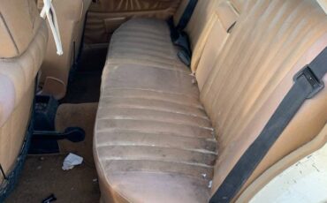 Mercedes-benz-300d-diesel-1982-brown-6