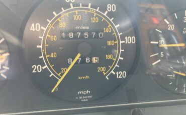 Mercedes-benz-300d-diesel-1984-5