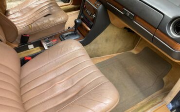 Mercedes-benz-300d-diesel-1984-blue-2