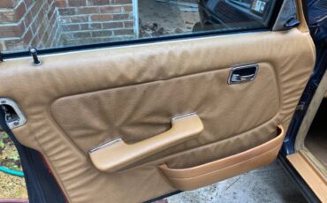 Mercedes-benz-300d-diesel-1984-blue-7