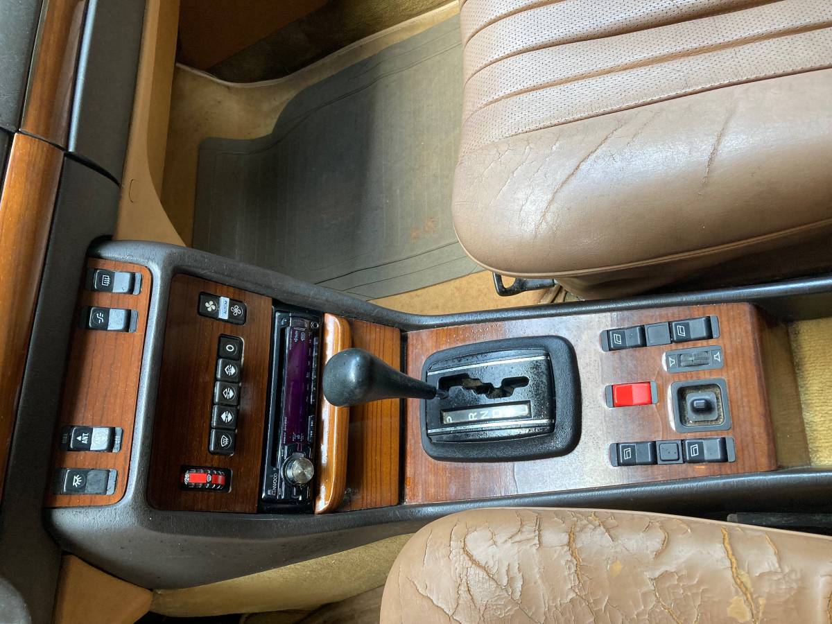 Mercedes-benz-300d-diesel-1984-blue-8