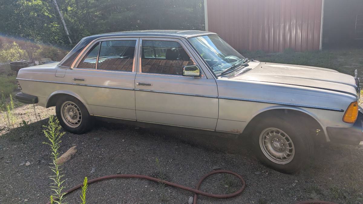 Mercedes-benz-300d-diesel-1985-silver-2