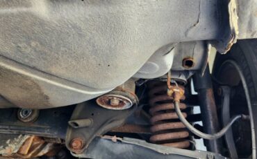 Mercedes-benz-300d-diesel-1993-white-20