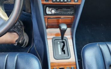 Mercedes-benz-300d-diesel-1993-white-8