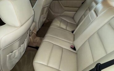 Mercedes-benz-300e-1990-brown-7