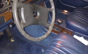 Mercedes-benz-300sd-diesel-1982-silver-5