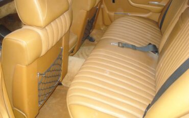 Mercedes-benz-300sd-turbo-diesel-1980-10