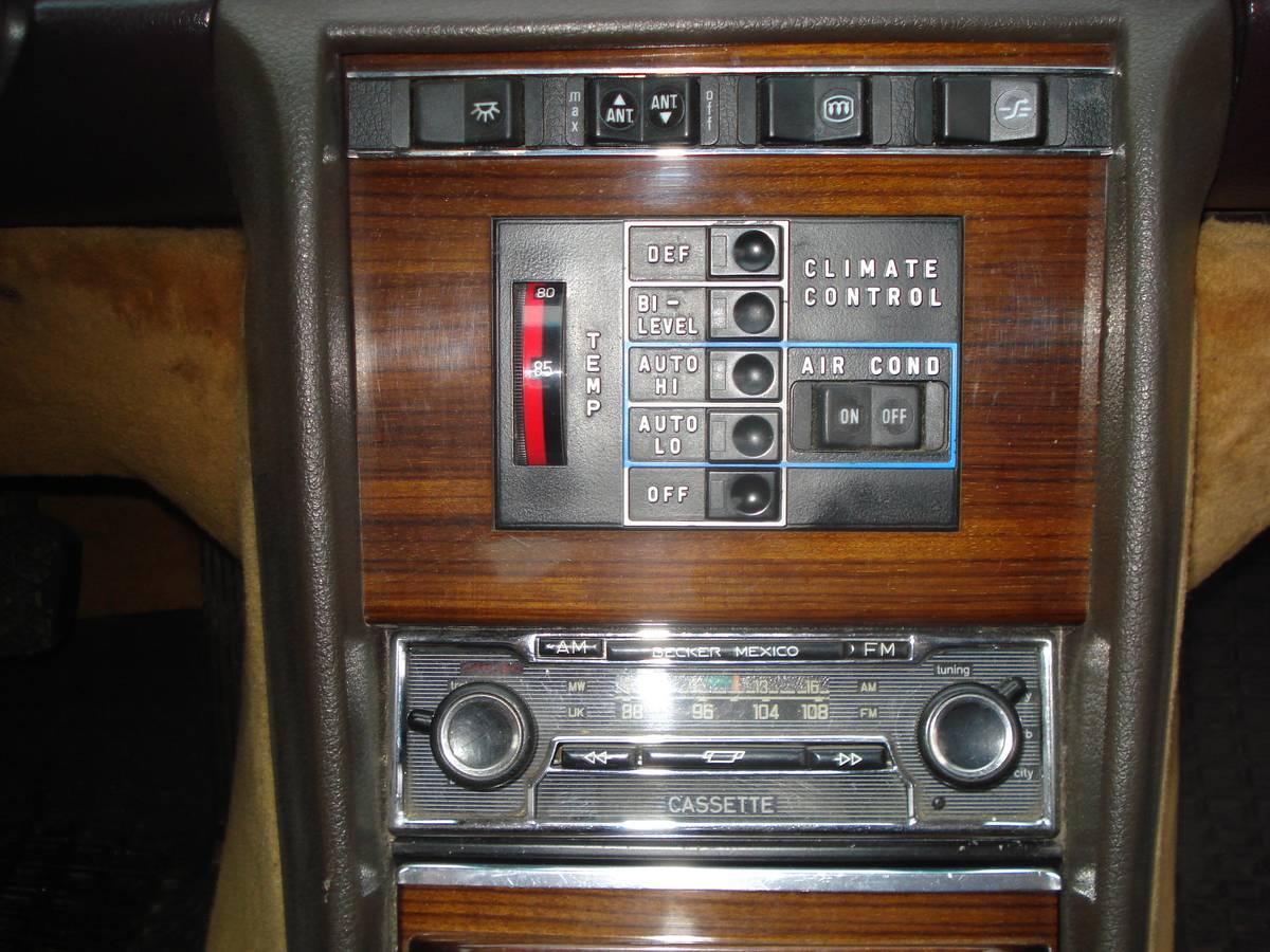 Mercedes-benz-300sd-turbo-diesel-1980-12