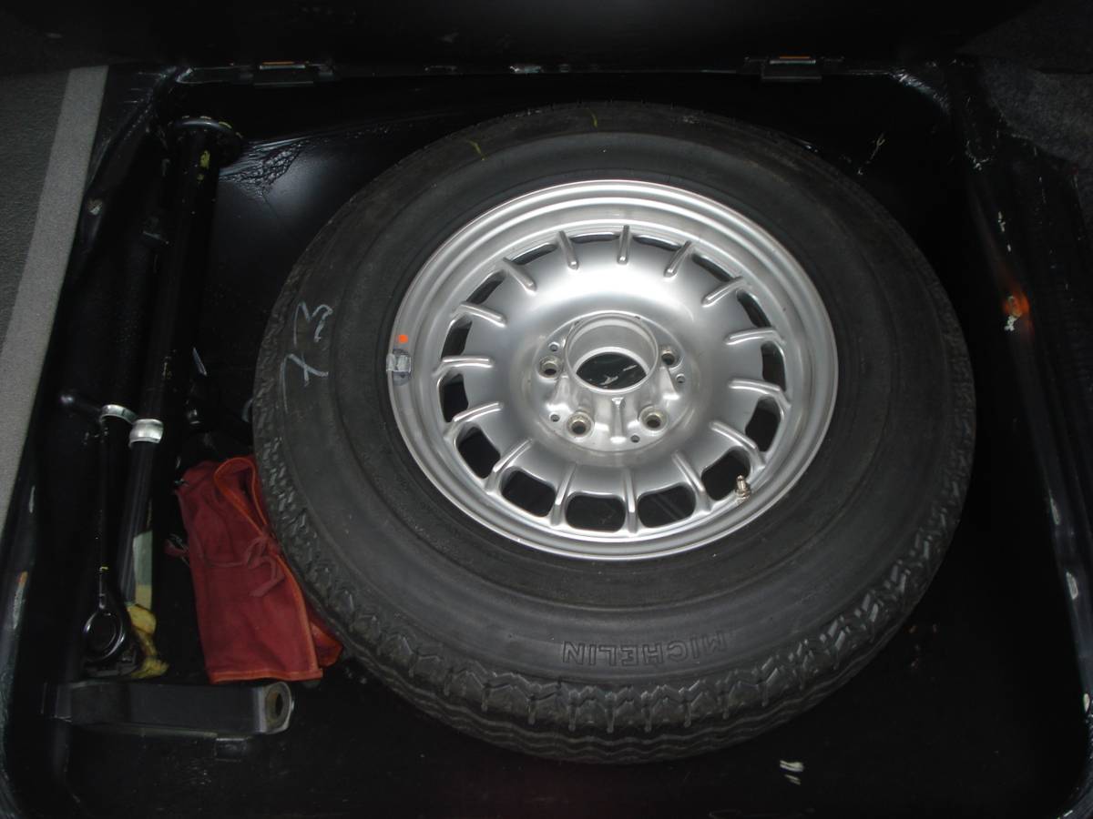 Mercedes-benz-300sd-turbo-diesel-1980-16