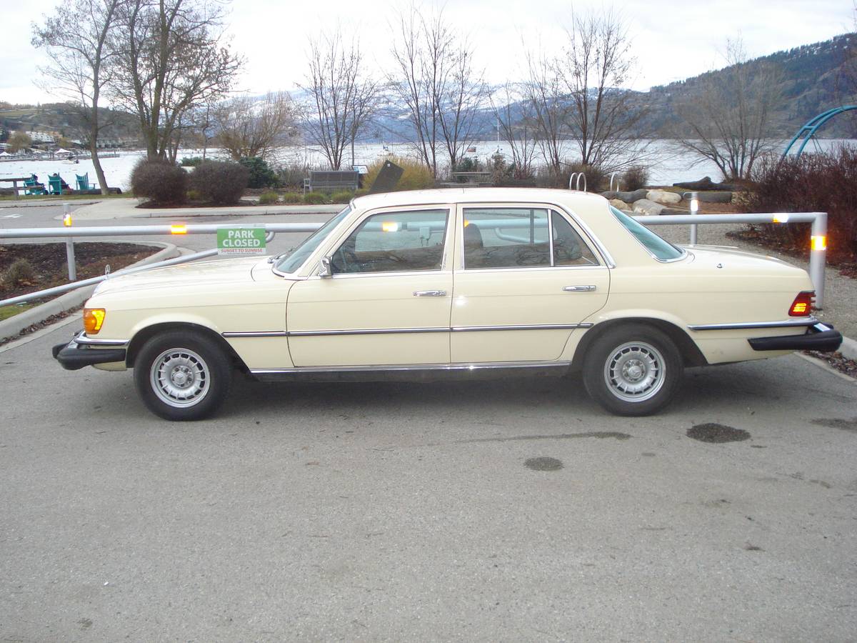 Mercedes-benz-300sd-turbo-diesel-1980-2