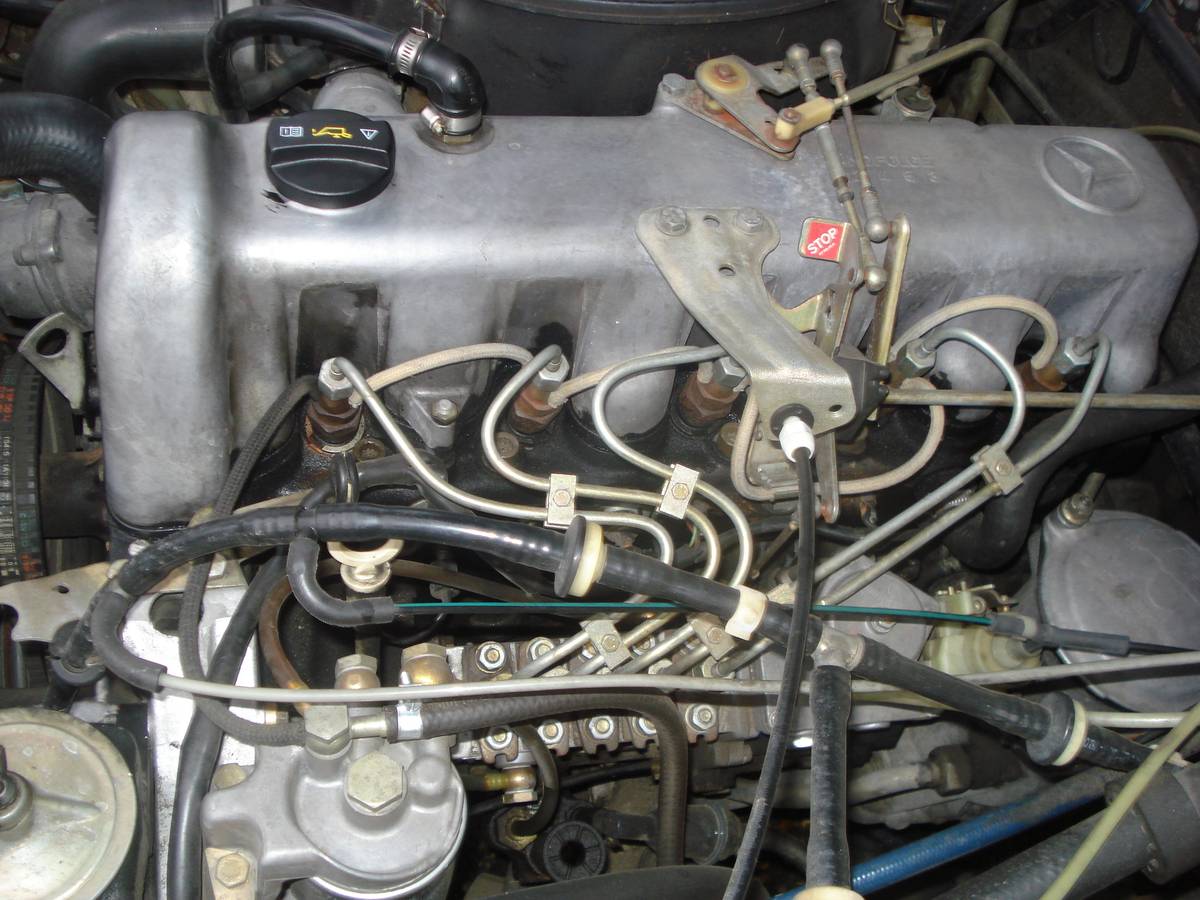 Mercedes-benz-300sd-turbo-diesel-1980-20
