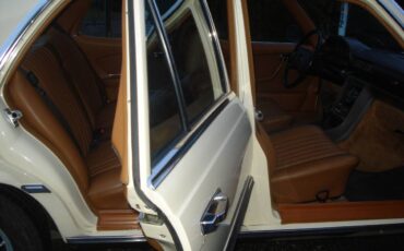 Mercedes-benz-300sd-turbo-diesel-1980-8