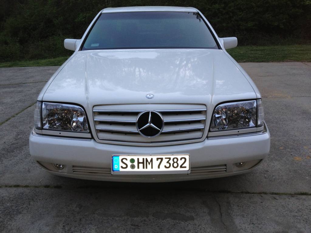 Mercedes-benz-300se-1993-white