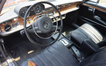 Mercedes-benz-300sel-1971-Black-Black-6