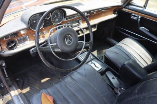 Mercedes-benz-300sel-1971-Black-Black-6