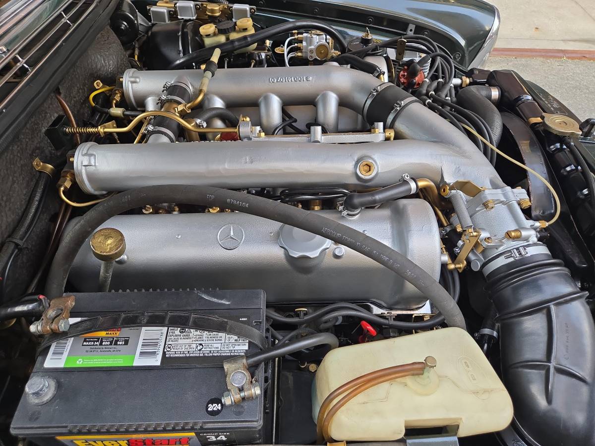 Mercedes-benz-300sel-6.3-1969-green-20