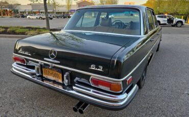 Mercedes-benz-300sel-6.3-1969-green-5